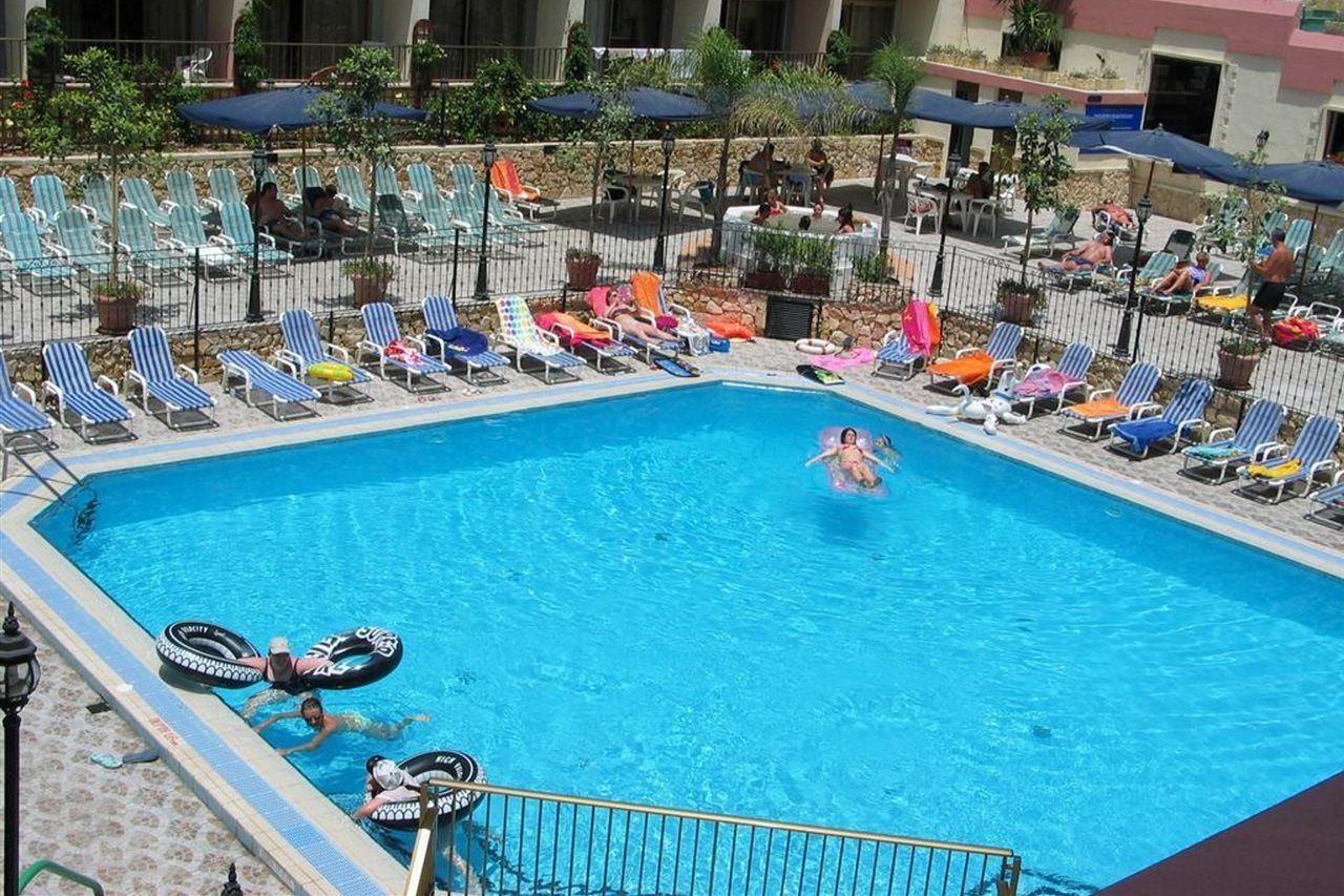 The Santa Maria Hotel Bugibba Bagian luar foto