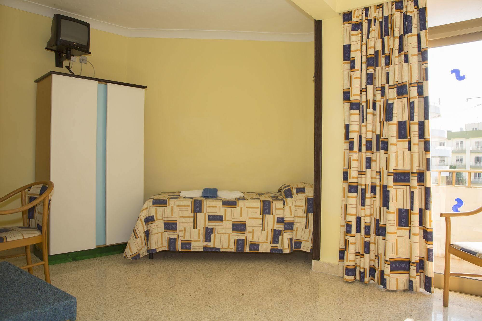 The Santa Maria Hotel Bugibba Bagian luar foto